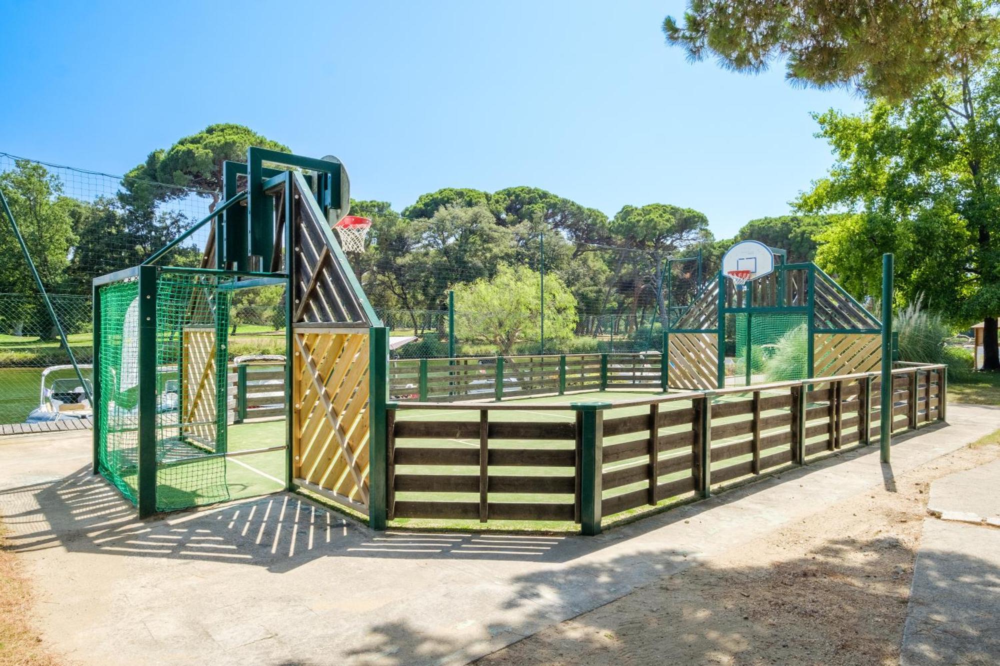 Residence Pierre & Vacances Les Rives De Cannes Mandelieu Exterior foto